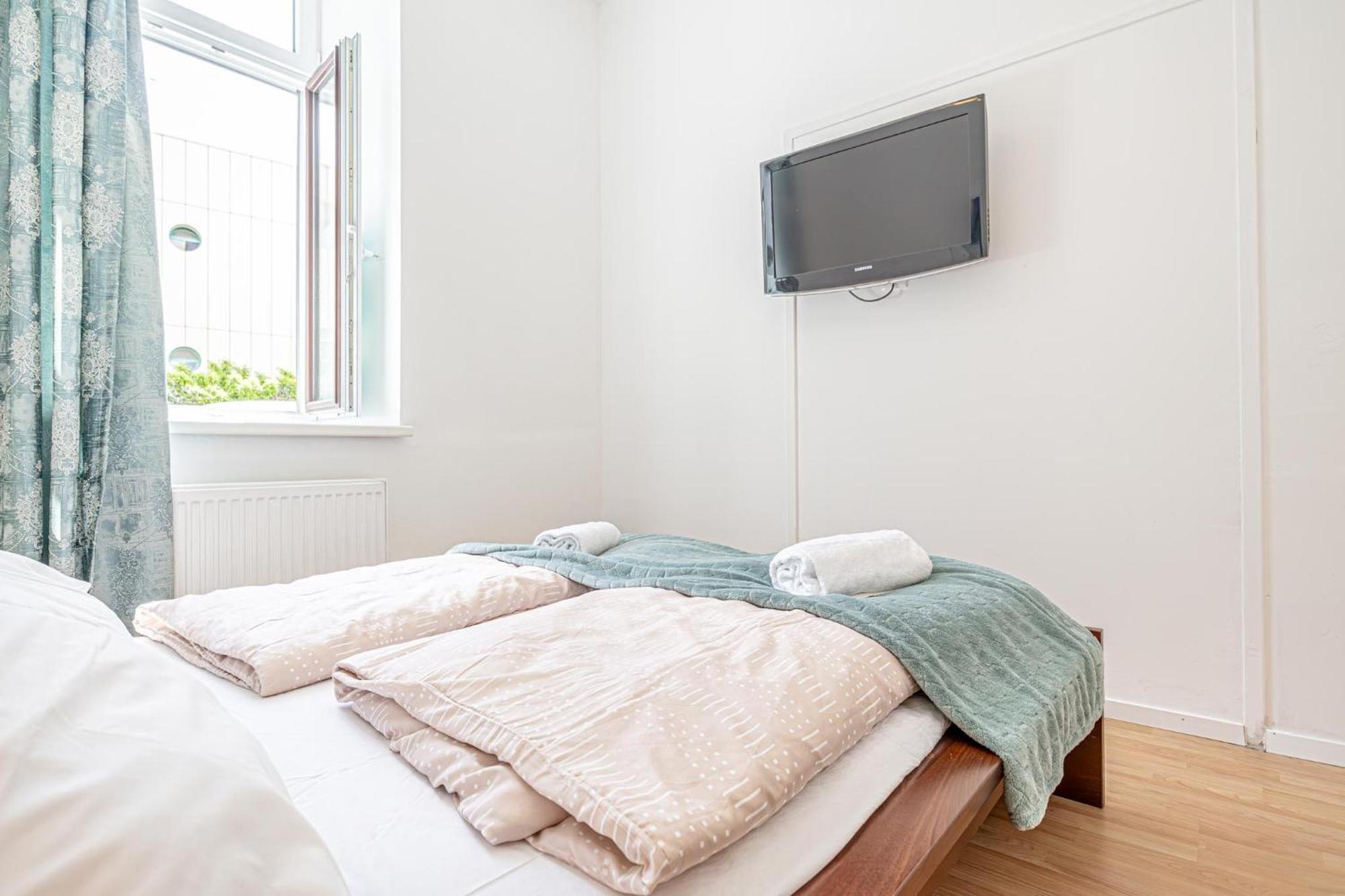 Appartement Lovely Shared 6br With Garden Near Danube & Millenium