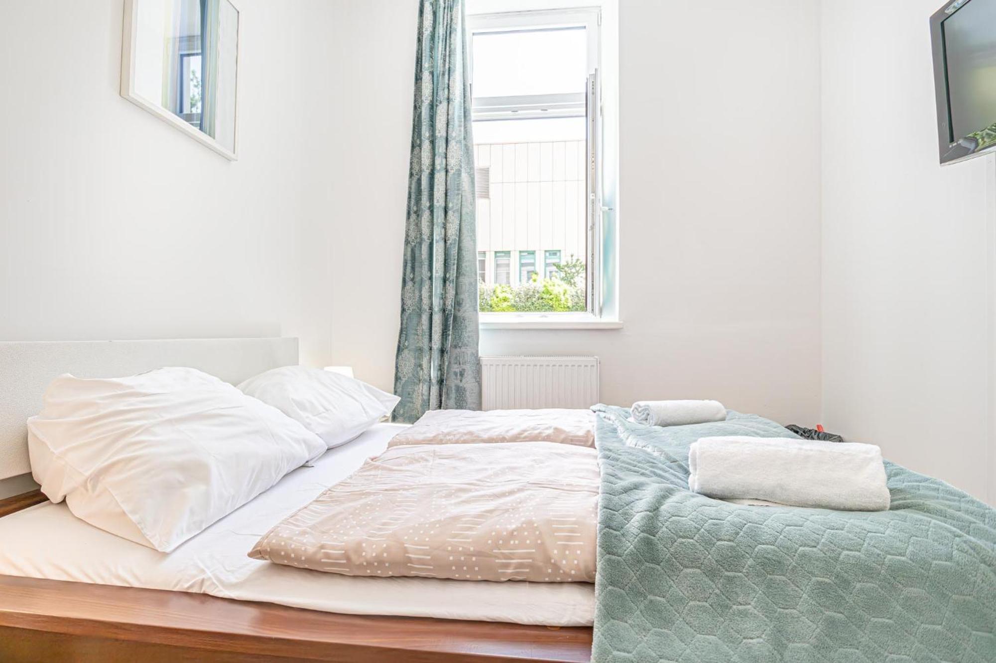 Lovely Shared 6br With Garden Near Danube & Millenium Appartement