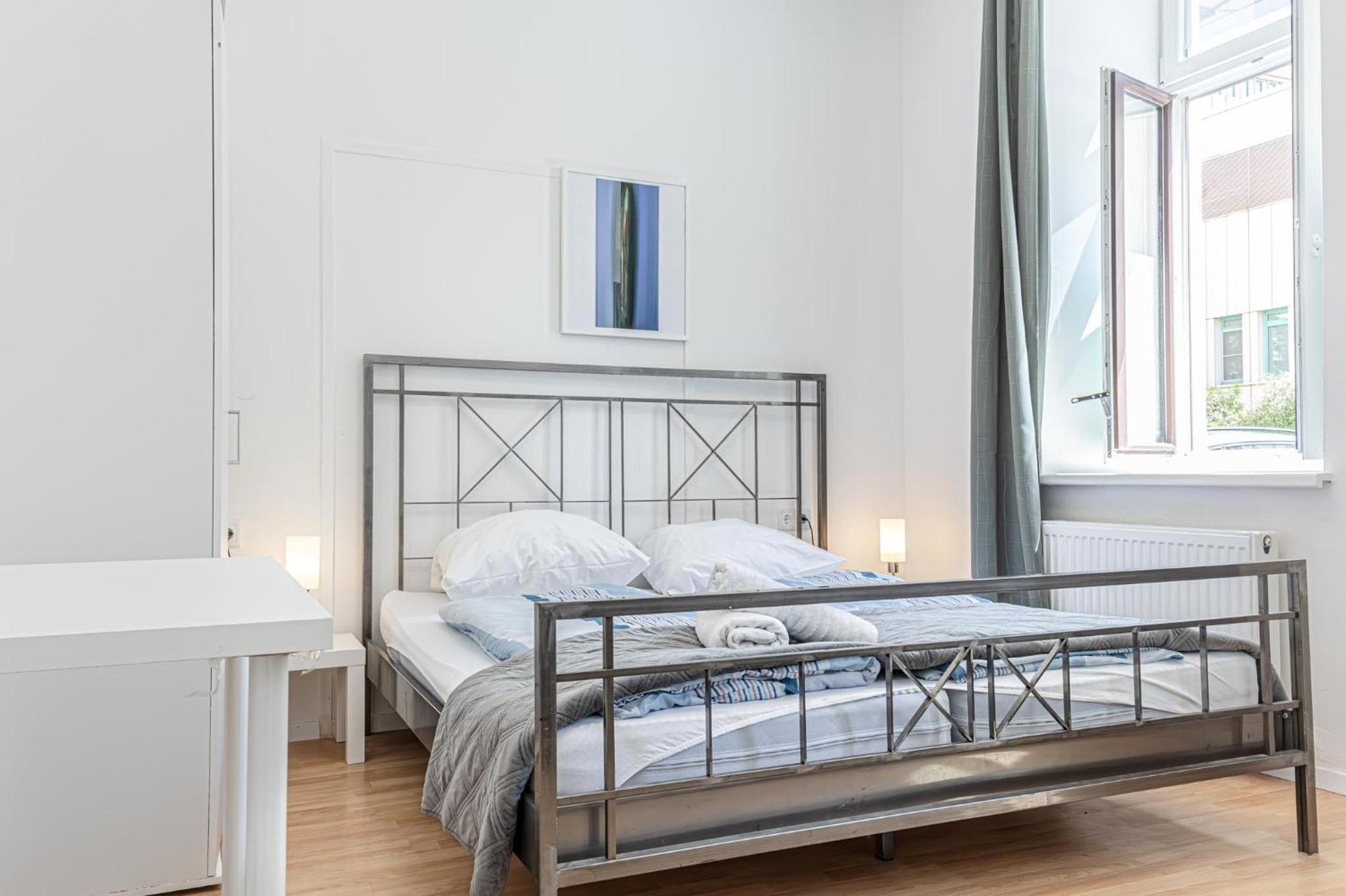 Appartement Lovely Shared 6br With Garden Near Danube & Millenium